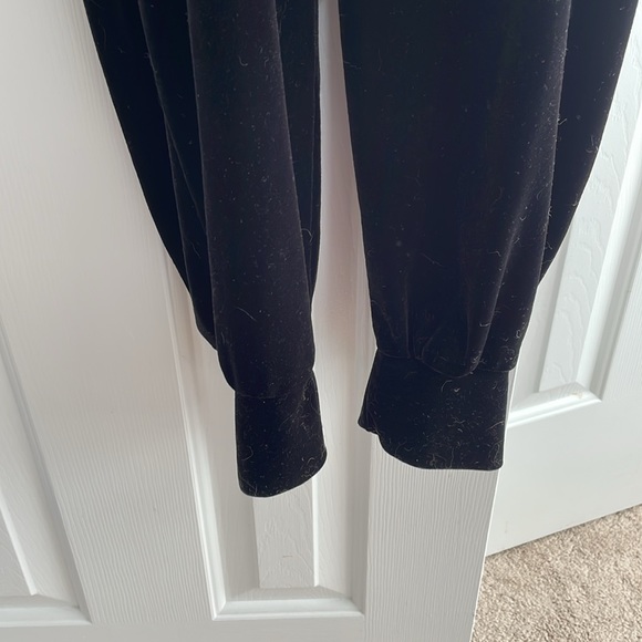 Black velour jumpsuit - Picture 3 of 10